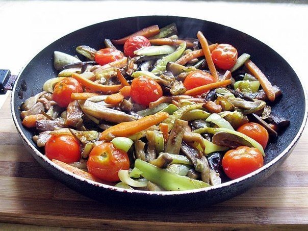 жареные овощи по-китайски к Экспресс-мясу